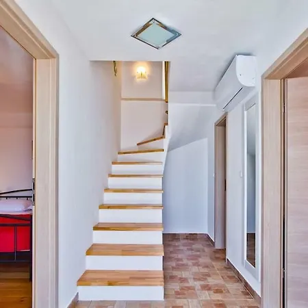 Casa Vecchia Zarace *